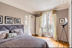 Neuilly-sur-Seine  -  A bright and peaceful 2/3 bed apartment