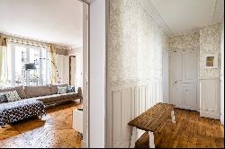 Neuilly-sur-Seine  -  A bright and peaceful 2/3 bed apartment