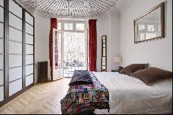 Paris 17th District - Niel. Quadruple reception - 4 bedrooms.