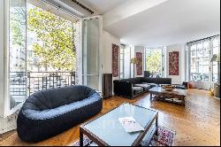 Paris 17th District - Niel. Quadruple reception - 4 bedrooms.