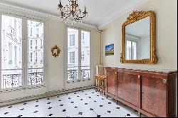 Paris 16th District –  A 2/3 bed apartment