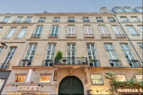 Paris 1st District - A superb pied a terre