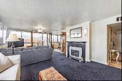 2 Bedroom Condo with Views of Capitol, Great Salt Lake and Wasatch Mountains