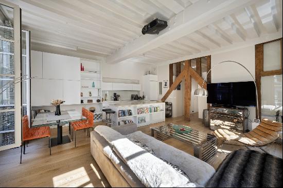 Paris VI - Odeon - 2 bedrooms - high ceilings