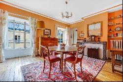 Versailles - An elegant 3/4 bed apartment