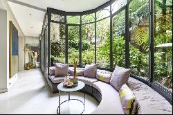 Paris 16th District -  A superb family home