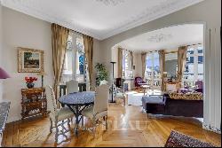 Versailles Notre-Dame  -  A 3-bed apartment enjoying an open view