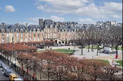 Paris 4th District – A delightful pied a terre in a prime location