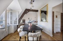 Paris 4th District – A delightful pied a terre in a prime location