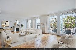 Paris 16th District – A superb 4-bed apartment