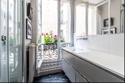 Paris 5th District - An elegant 3-bed apartment