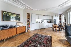 Paris 5th District - An elegant 3-bed apartment