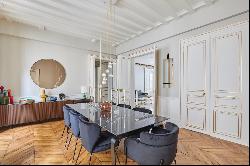 Paris 8th District - A sublime 4-bed apartment