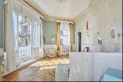 Paris 18th District – A remarkable 4-bed apartment