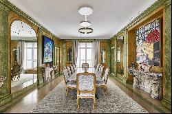 Paris 16th District - An elegant 4-bed apartment