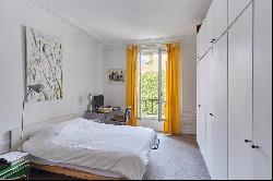 Paris 16th District – A peaceful 3-bed apartment