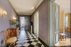 Paris 16th District - A spacious 4/5 bed apartment