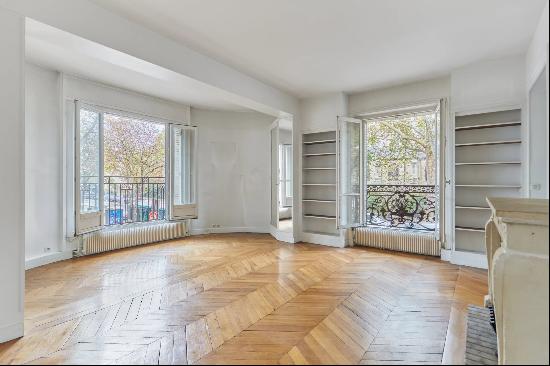 Paris 6th District - A bright 3-bed apartment