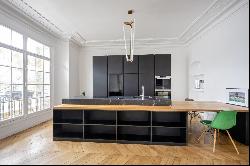 Paris 15th District – A renovated 3-bed apartment