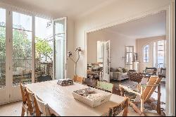 Neuilly-sur-Seine  - A superb 4-bed family home