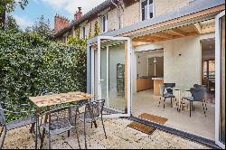 Paris 19th District – A delightful 4-bed property with a garden