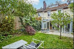 Paris 19th District – A delightful 4-bed property with a garden