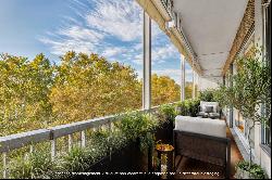 Paris 16th District – A 3-bed apartment with a balcony