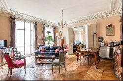 Paris 6th District – A bright 3-bed apartment