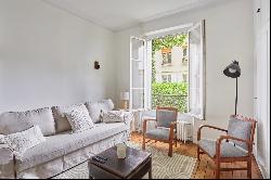 Paris 15th District - A 3-bed apartment