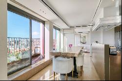 Paris 8th District – A 2-bed apartment with a balcony