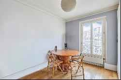 Paris 17th District – A bright 3-bed apartment