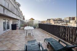 Paris 11th District –  A 2-bed apartment with a superb terrace