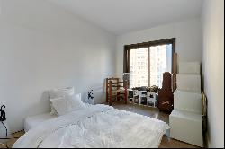 Paris 15th District - A 2-bed apartment commanding panoramic views