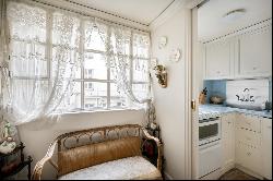 Paris 7th District – A superb pied a terre