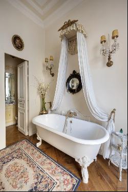 Paris 7th District – A superb pied a terre