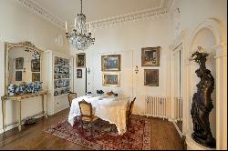 Paris 7th District – A superb pied a terre