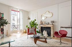 Paris 16th District - A renovated 3-bed apartment