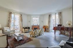 Paris 16th District –  An ideal pied a terre