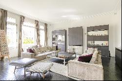 Paris 16th District – An elegant 2/3 bed apartment