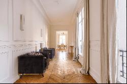 Paris 17th District – A superb 4-bed apartment rented furnished