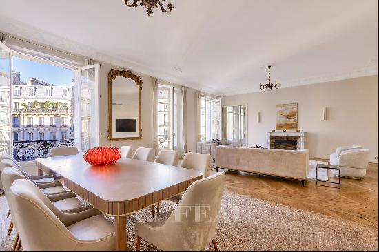 Paris 17th District - A superb 4-bed apartment rented furnished