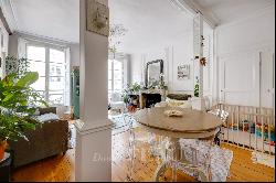 Versailles Saint Louis – A bright and peaceful 2-bed apartment