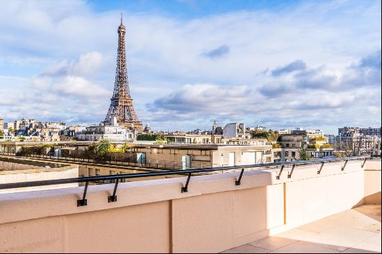 Paris 16th District - Spacious two-room apartment