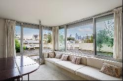 Neuilly-sur-Seine  -  A 4-bed apartment with a terrace