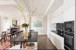 Paris 7th District - An ideal pied a terre