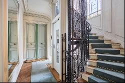 Bare Ownership - Apartment Paris 16th (Muette)