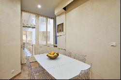 Paris 7th District – A bright 3-bed apartment