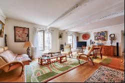 Paris 4th District – An ideal pied a terre