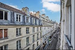 Paris 7th District –  A spacious 4-bed apartment