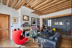 Paris 7th District –  A spacious 4-bed apartment